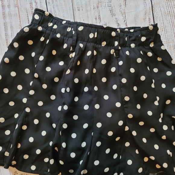 Etophe Studios Black Shorts White Polka Dots - Picture 3 of 4